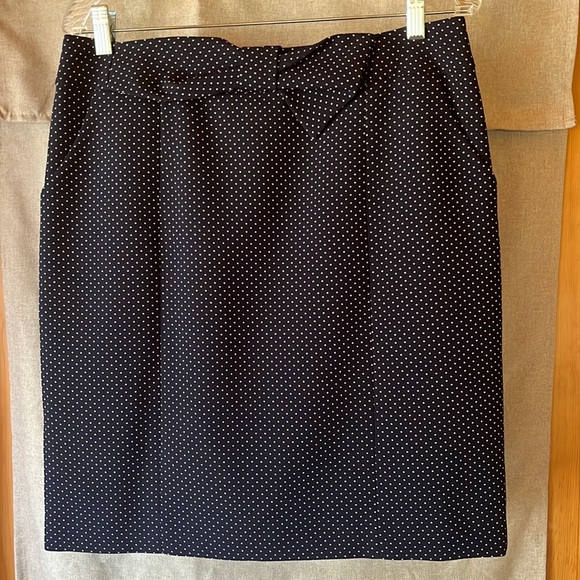 Anne Klein pencil skirt - Picture 1 of 3